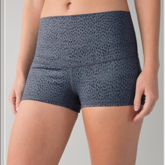 Lululemon Boogie Short *Roll Down